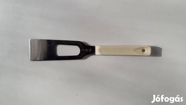 Fém spatula műanyag nyéllel_