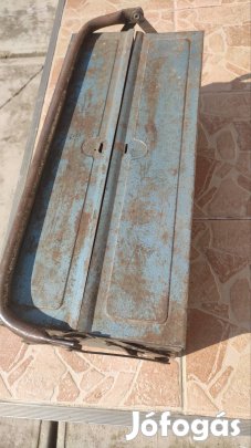 Fém szerszámos láda eladó.