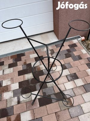 Fém virágállvány