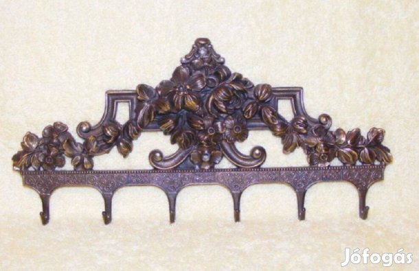 Fém virágos fali kulcstartó