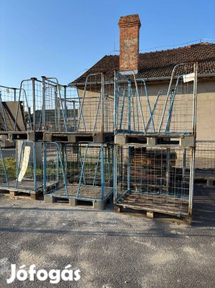 Fémrács, kaloda, ketrec, glitterbox