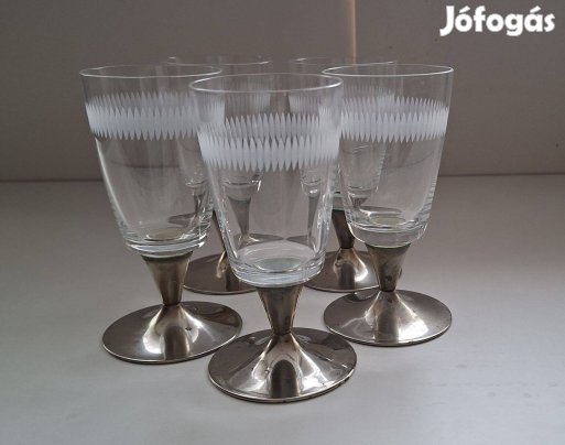 Fémtalpas pohár metszett üveg