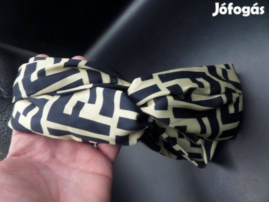 Fendi monogramos csodaszép Új! exkluzív női témájú selyem fejpánt