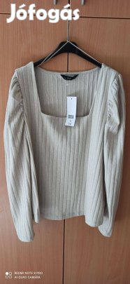 Fényes csillámos drapp lurexes pulóver 48-as