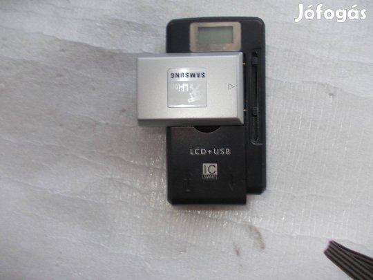 Fényképezőgép és telefon Akkumulátor töltő. Űj