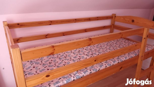 Fenyő, egyszemélyes emeletes ágy