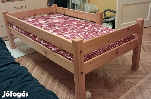 Fenyő ágy 160x80 cm kókusz matraccal