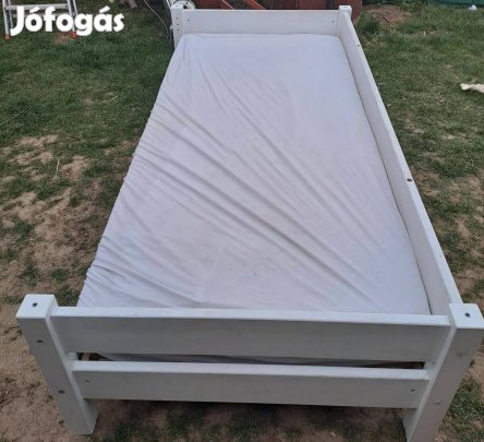 Fenyő ágy 90x200 cm