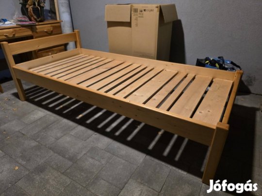 Fenyő ágy 90x200 cm