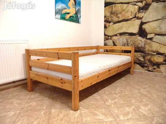 Fenyő ágy 90x200 flexa