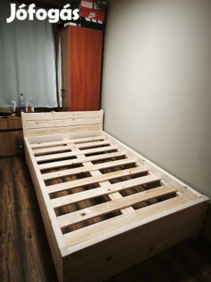 Fenyő ágy keret ágyráccsal masszív recsegés mentes