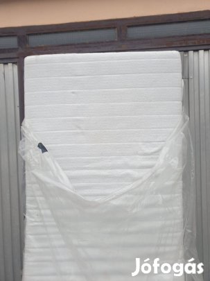 Fenyő ágy matraccal 90x200