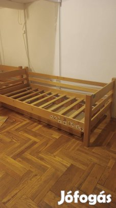 Fenyő ágykeret 200x90 cm