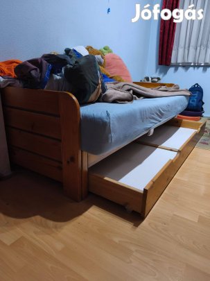 Fenyő ágykeret eladó