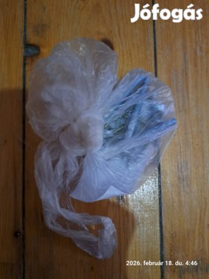 Fenyő ágykeret ráccsal használt