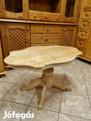 Fenyő dohányzóasztal 99x53x58