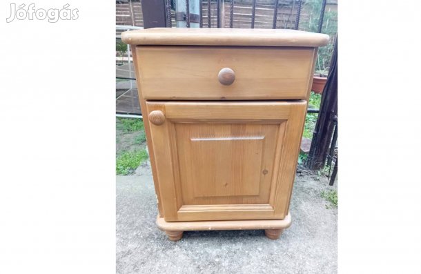 Fenyő éjjeliszekrény