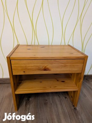 Fenyő éjjeliszekrény 