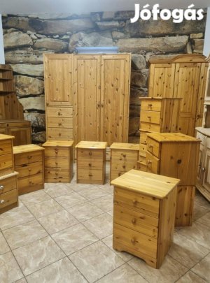 Fenyő éjjeliszekrény több db