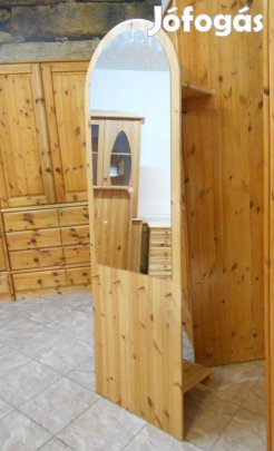 Fenyő előszobafal 60x190x34