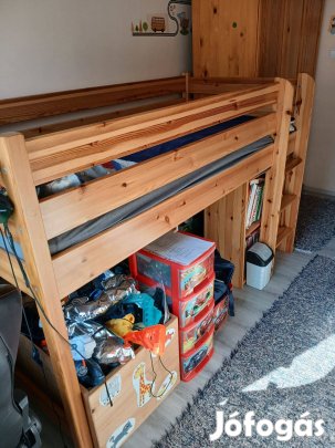 Fenyő emeletes ágy matraccal együtt