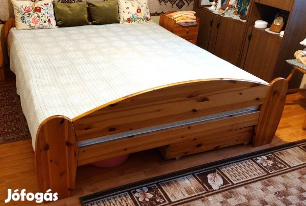 Fenyő francia ágy