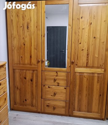 Fenyő gardrób szekrény