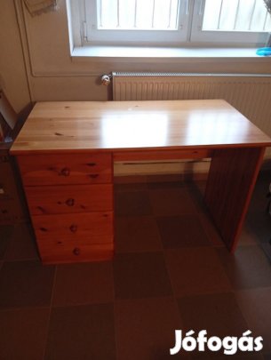 Fenyő íróasztal
