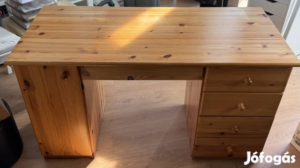 Fenyő íróasztal