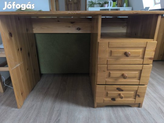 Fenyő íróasztalok 