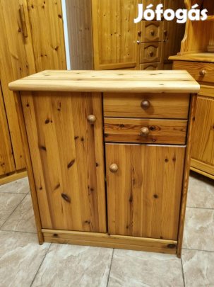 Fenyő komód 72x84x39