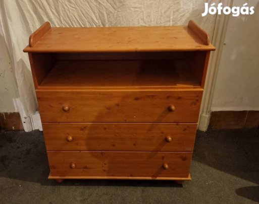 Fenyő komód.Szép állapotban!