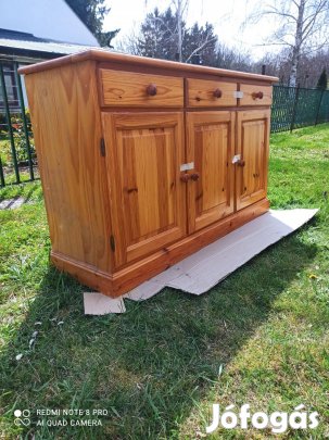 Fenyő komód eladó