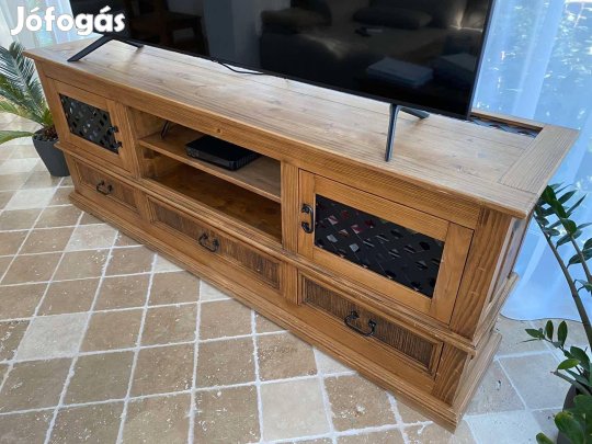 Fenyő komód rusztikus