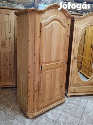Fenyő szekrény 100x190x59