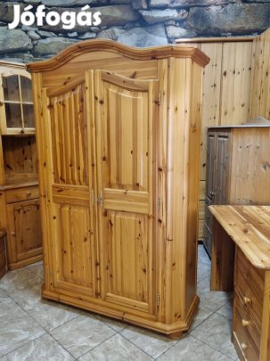 Fenyő szekrény 125x186x58