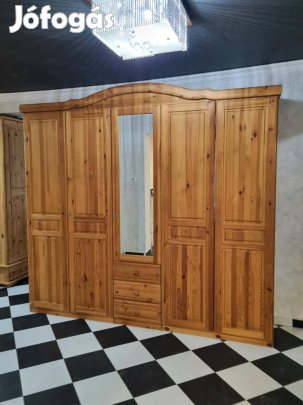 Fenyő szekrény 250x231x61