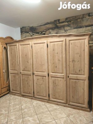 Fenyő szekrény 275x200x60