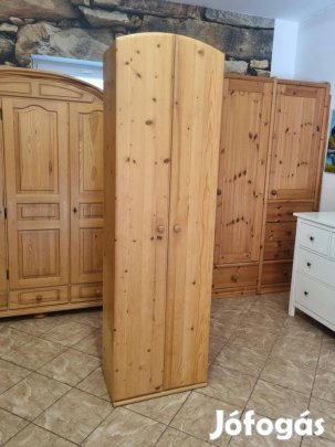 Fenyő szekrény 60x205x39