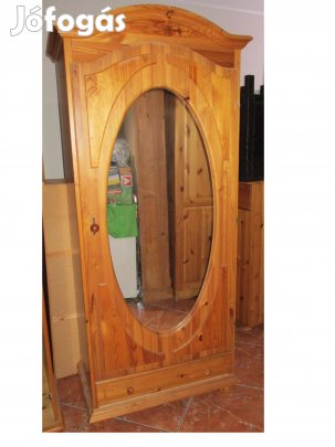 Fenyő szekrény 85x50x190cm