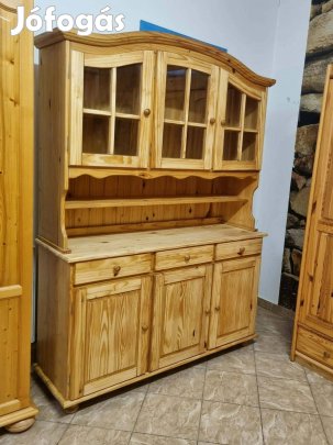 Fenyő tálalószekrény 150x204x45
