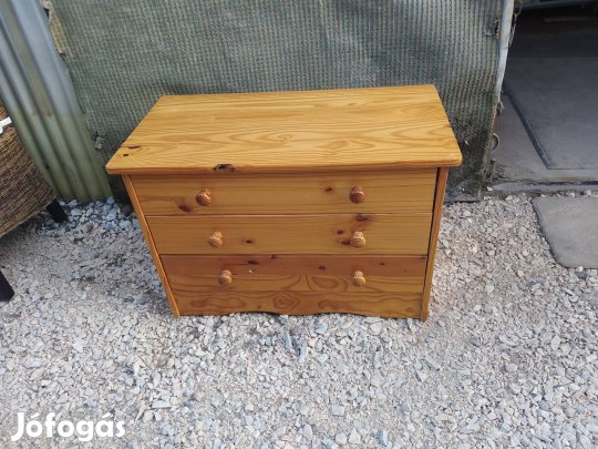 Fenyöfa fiókos komód