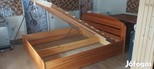 Fenyőfa franciaágy