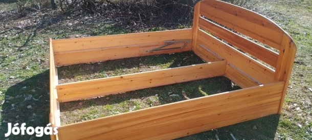 Fenyőfa franciaágy