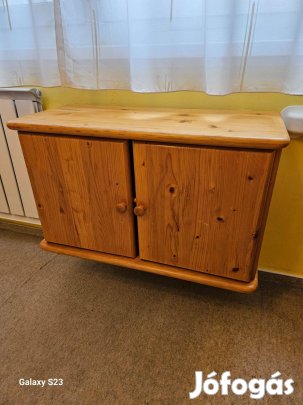 Fenyőfa komód, szekrény