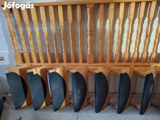 Fenyőfa lépcső és korlát eladó