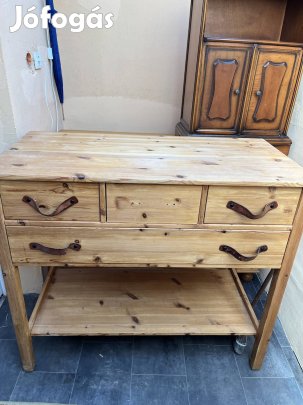 Fenyőfa nagy asztal 43000 ft bp.17 ker. 96/112x58