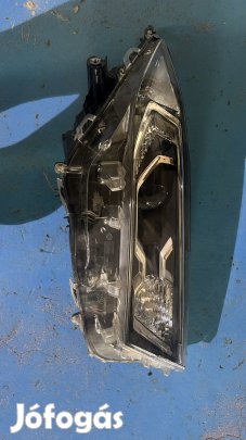 Fényszoró jobb első RAV4 2018-2020 eladó