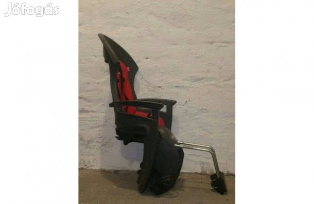 Fényvisszaverővel! Tiszta! Újszerű hátsó Babaülés 22 kg -ig! Biciklire