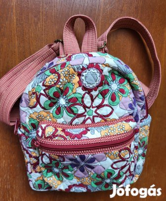 Ferera Thailand virágos hátizsák hátitáska oldalt zsebekkel